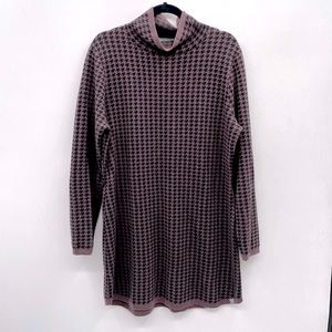 Title nine houndstooth high collar sweater dress. XL